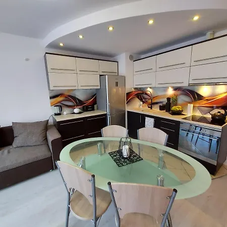 Apartmán Wenedow, Bezplatny Parking, Balkon, 2 , Blisko Centrum I Dworzec Pkp, Pks *