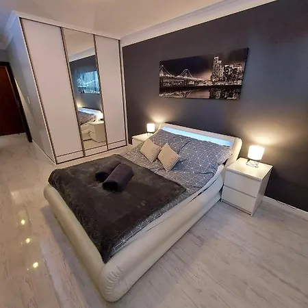Wenedow, Bezplatny Parking, Balkon, 2 , Blisko Centrum I Dworzec Pkp, Pks Apartmán