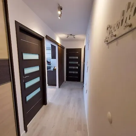 Apartmán Wenedow, Bezplatny Parking, Balkon, 2 , Blisko Centrum I Dworzec Pkp, Pks *